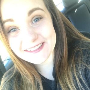 Meet your Posher, Kaci